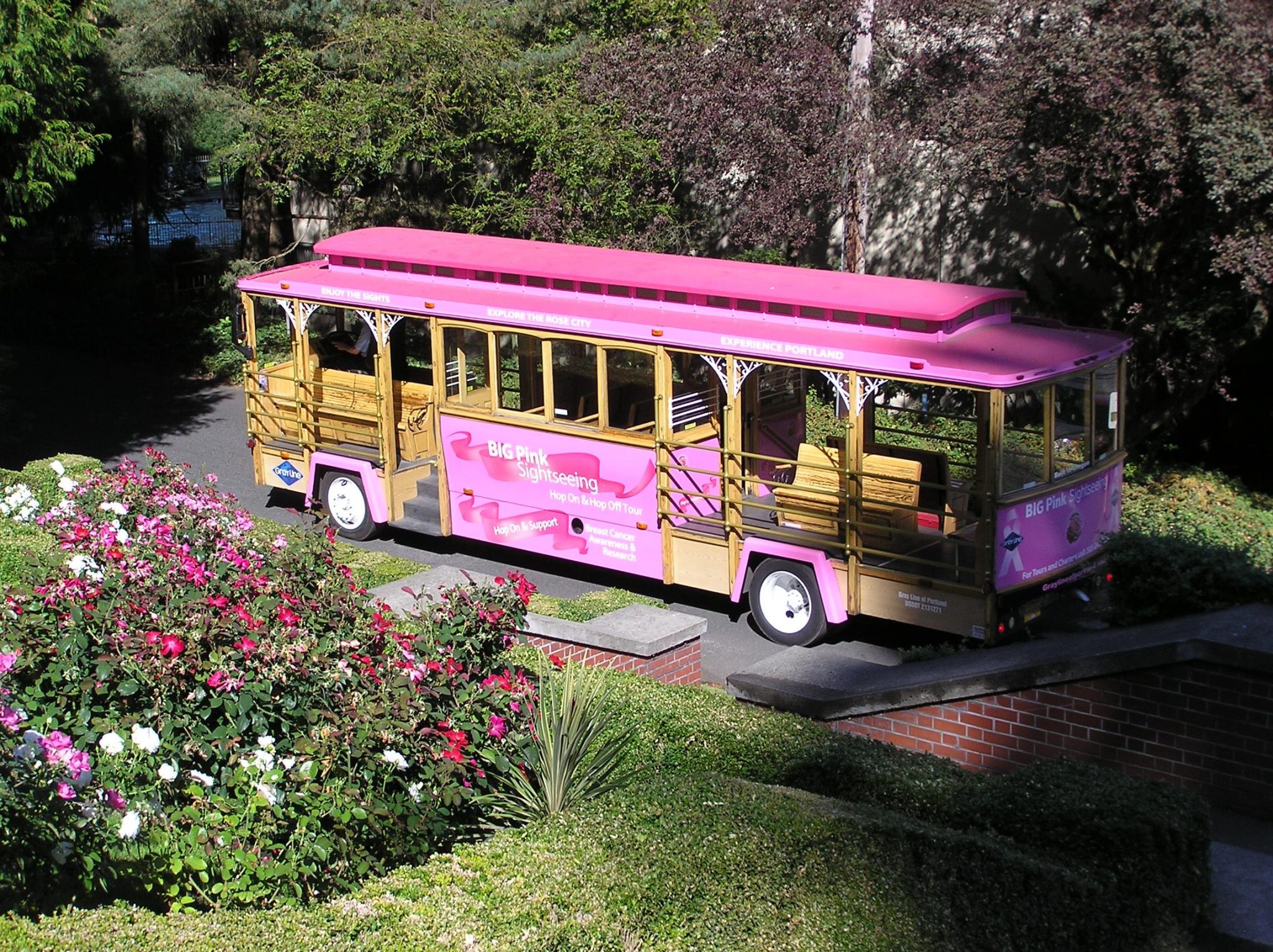 Multnomah Falls and Trolley City Combination Tour PDX10 Gray Line