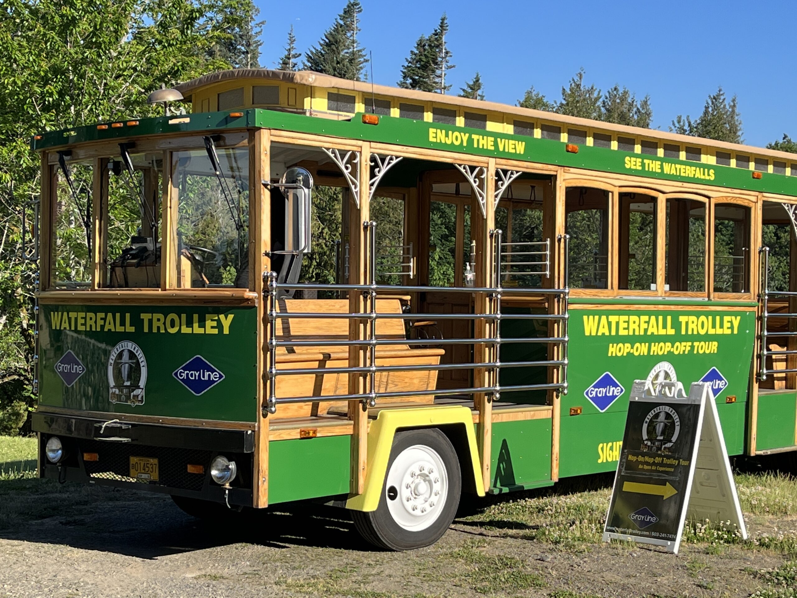 Waterfall Trolley in the Columbia River Gorge